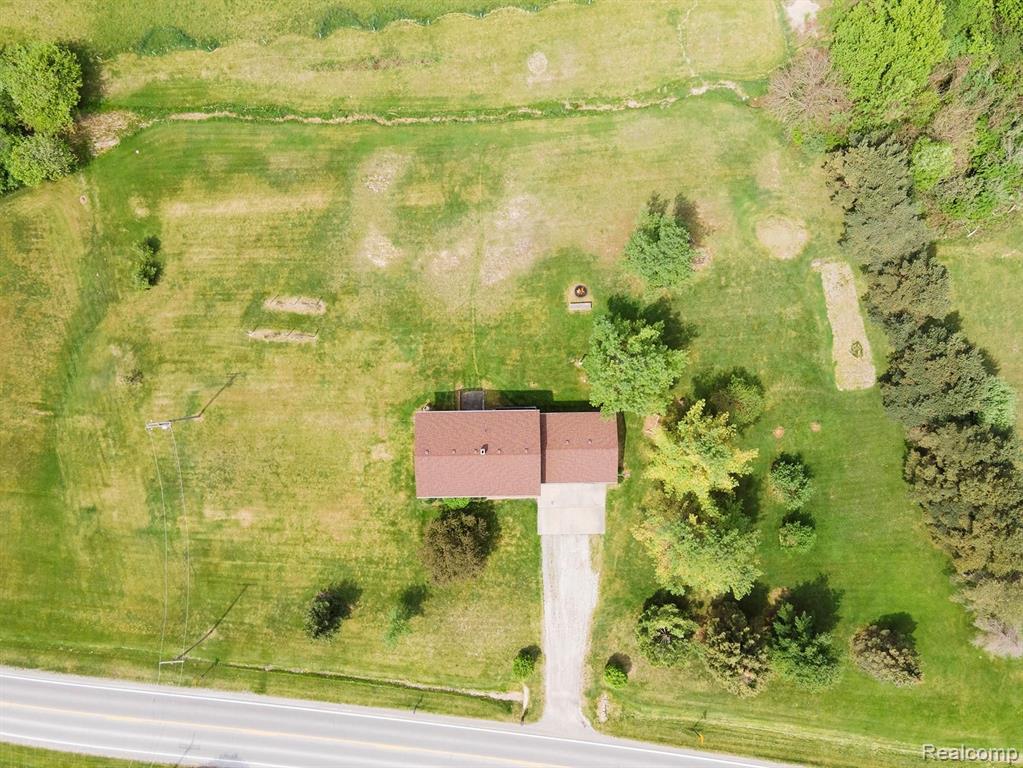 5660 Rattle Run Road St. Clair, MI 48079 - Photo 38 of 40