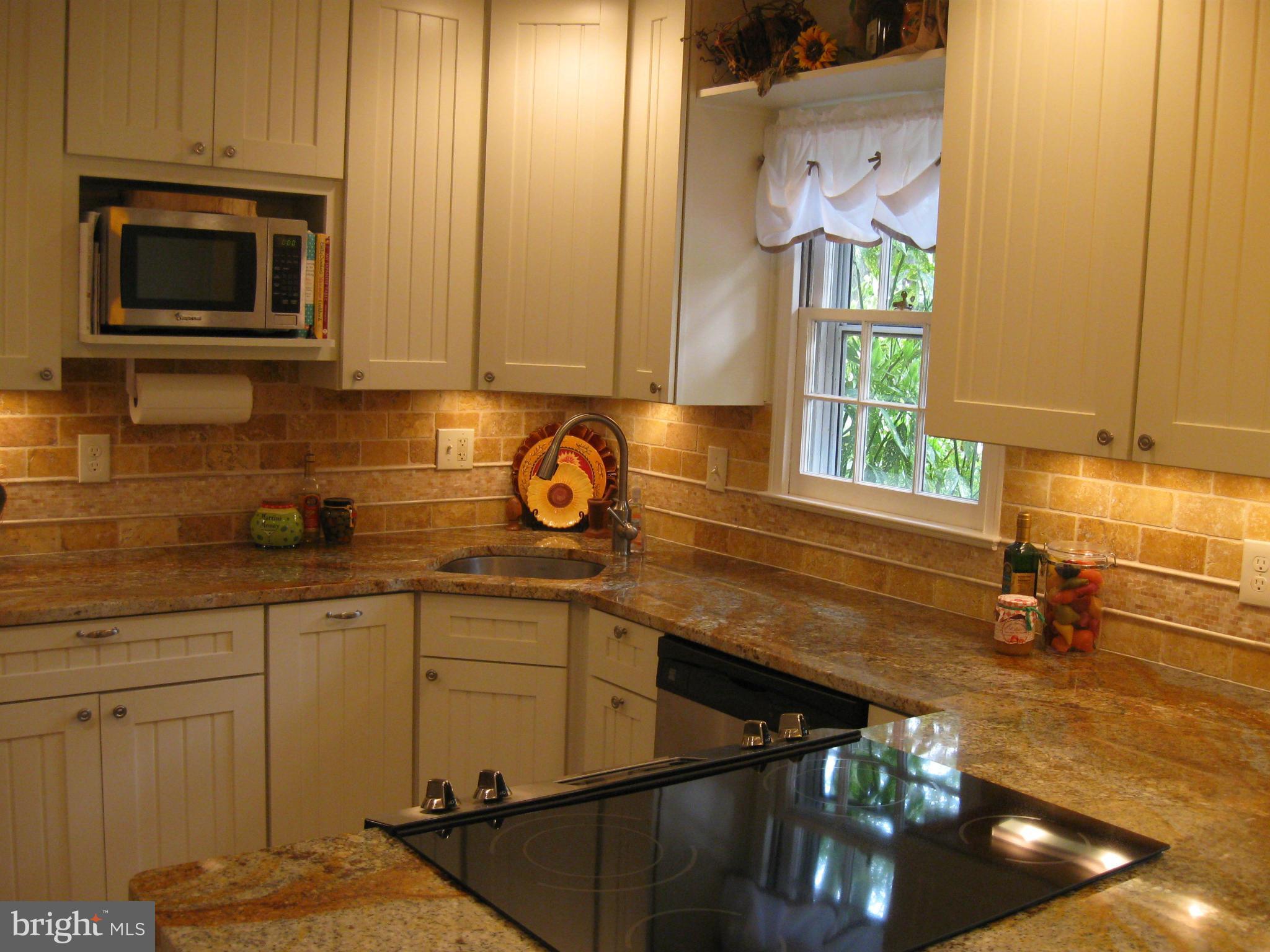 1700 Chester Mill Road Silver Spring, MD 20906 - Photo 11 of 30 Beautifully updated kitchen
