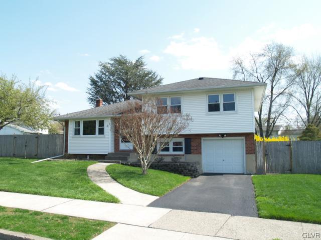 2911 Avon Road Bethlehem, PA 18017 - Photo 1 of 27 Gallery Image 1