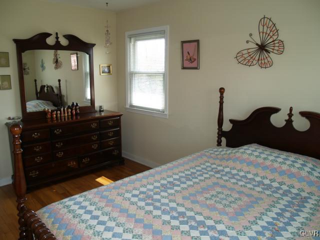 2911 Avon Road Bethlehem, PA 18017 - Photo 11 of 27 Gallery Image 11