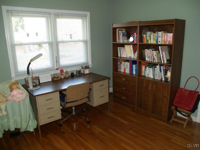 2911 Avon Road Bethlehem, PA 18017 - Photo 12 of 27 Gallery Image 12