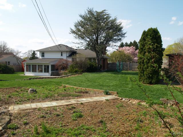 2911 Avon Road Bethlehem, PA 18017 - Photo 18 of 27 Gallery Image 18
