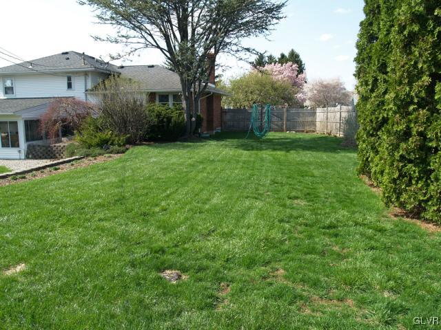 2911 Avon Road Bethlehem, PA 18017 - Photo 20 of 27 Gallery Image 20