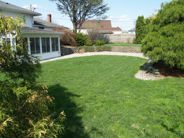 2911 Avon Road Bethlehem, PA 18017 - Photo 25 of 27 Gallery Image 25