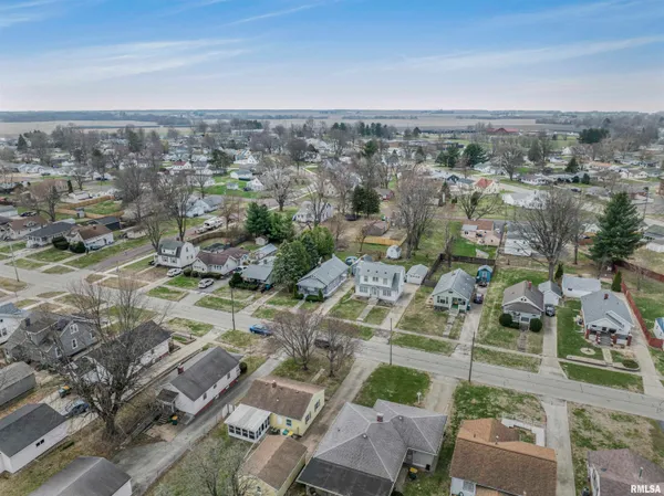 $97,900 | 1742 Baird Avenue, Galesburg, IL 61401