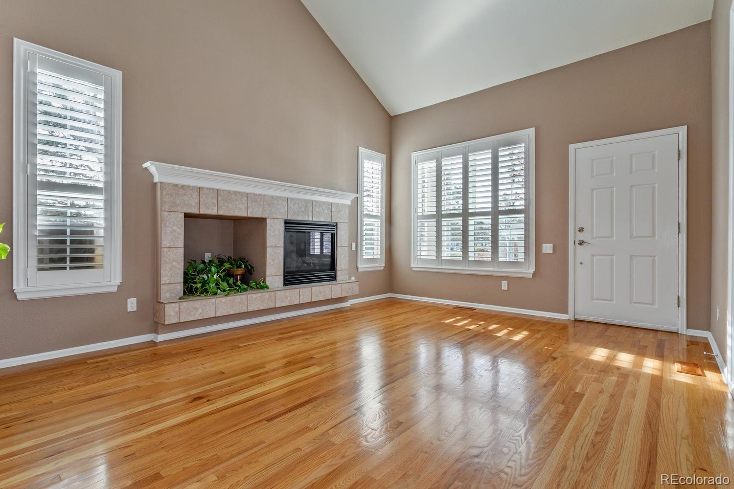 6323 Trailhead Road Highlands Ranch, CO 80130 - Photo 5 of 32