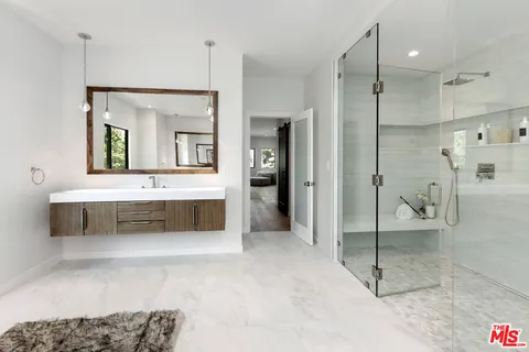 $3,899,000 | 4256 Tarzana Estates Drive, Tarzana, CA 91356