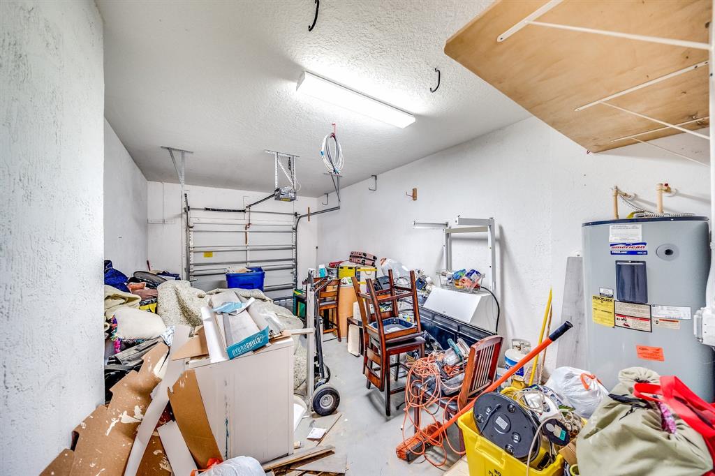 3141 Laurel Ridge Circle Riviera Beach, FL 33404 - Photo 18 of 28 a view of a room with gym equipment