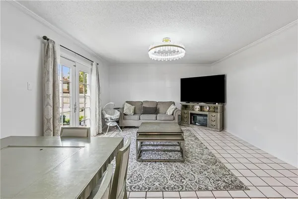 $330,000 | 2700 Sandero Del Este, Harvey, LA 70058