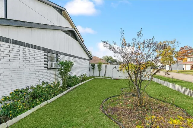 $340,000 | 2700 Sandero Del Este, Harvey, LA 70058