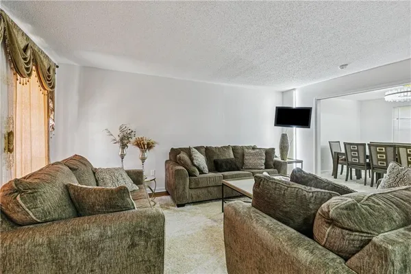 $330,000 | 2700 Sandero Del Este, Harvey, LA 70058