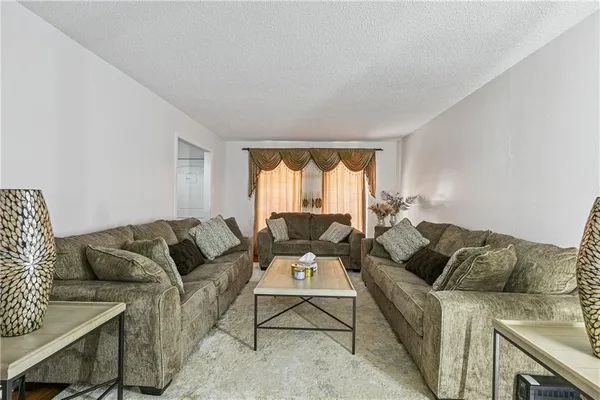 $330,000 | 2700 Sandero Del Este, Harvey, LA 70058