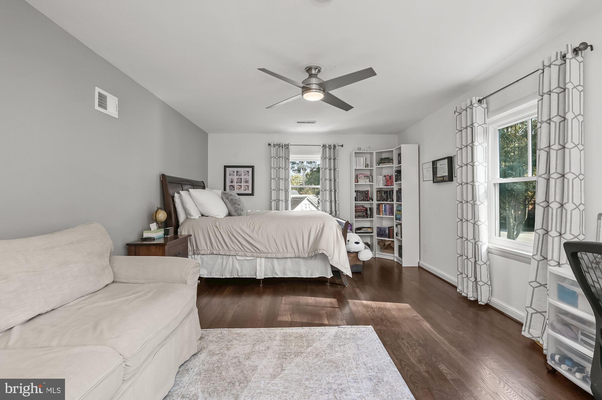 9300 Burning Tree Road Bethesda, MD 20817 - Photo 35 of 45 Bedroom