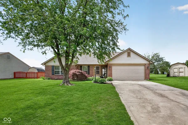 $2,200 | 6626 Crossbridge Drive, Noblesville, IN 46062
