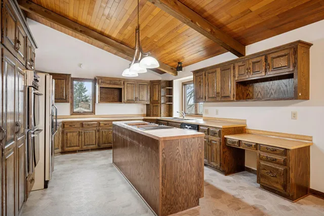 $999,900 | 16955 Weaver Lake Drive, Maple Grove, MN 55311