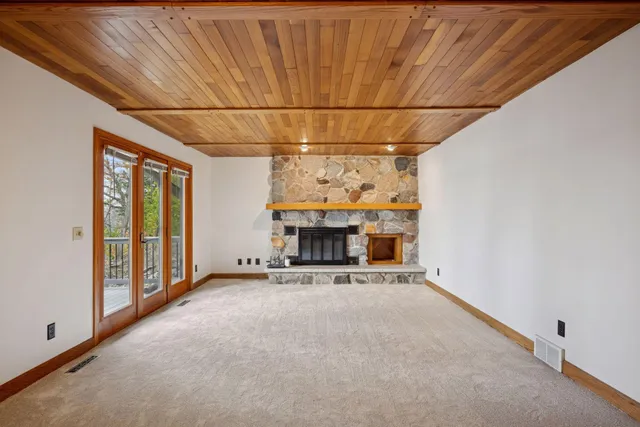 $999,900 | 16955 Weaver Lake Drive, Maple Grove, MN 55311