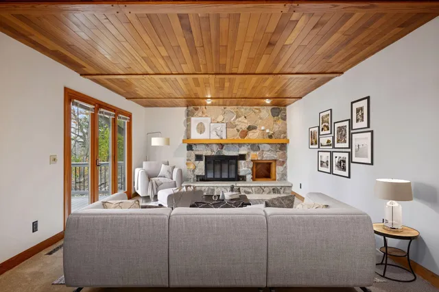 $999,900 | 16955 Weaver Lake Drive, Maple Grove, MN 55311