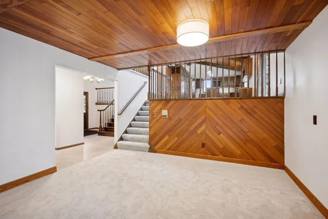 $999,900 | 16955 Weaver Lake Drive, Maple Grove, MN 55311