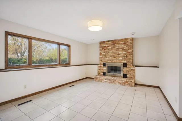 $999,900 | 16955 Weaver Lake Drive, Maple Grove, MN 55311