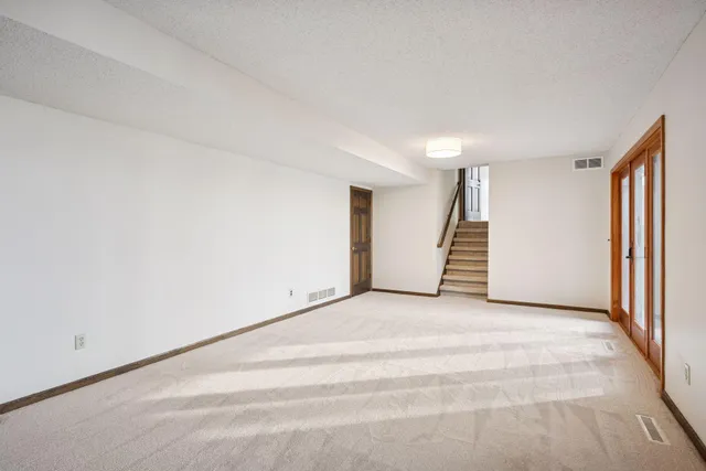 $999,900 | 16955 Weaver Lake Drive, Maple Grove, MN 55311