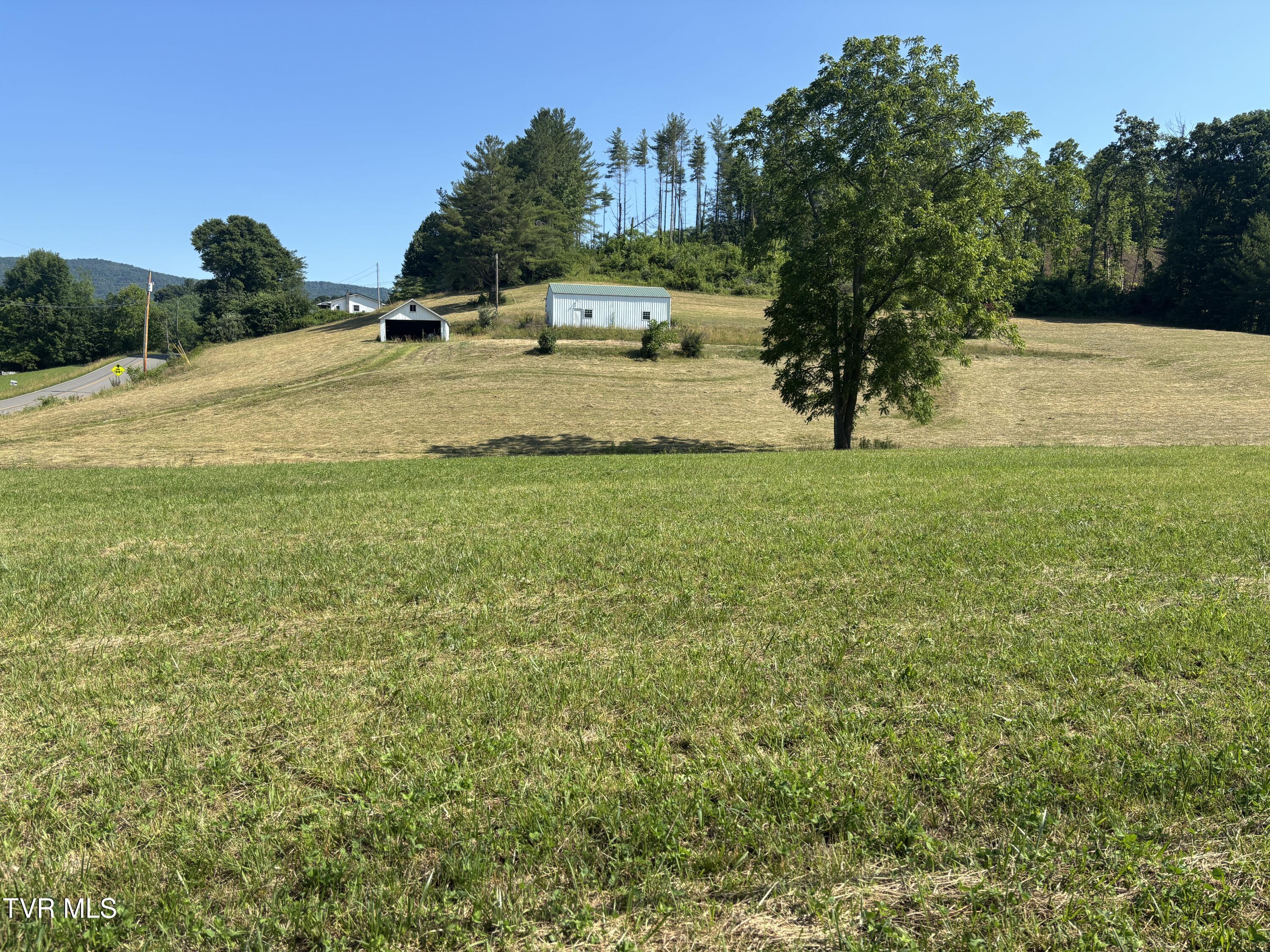 2787 Pleasant Valley Road, Unit 1 Mountain City, TN 37683 - Photo 12 of 15 IMG_5549