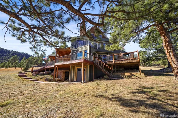 $1,799,986 | 3665 Colard Lane, Lyons, CO 80540