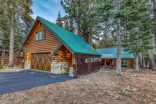 $1,095,000 | 13541 Cristallina Way, Truckee, CA 96161
