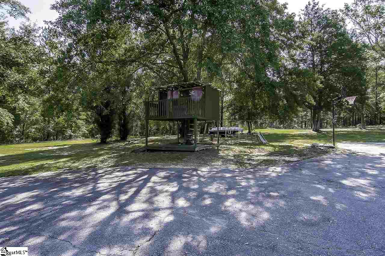 151 Pearson Road Belton, SC 29627 - Photo 24 of 28