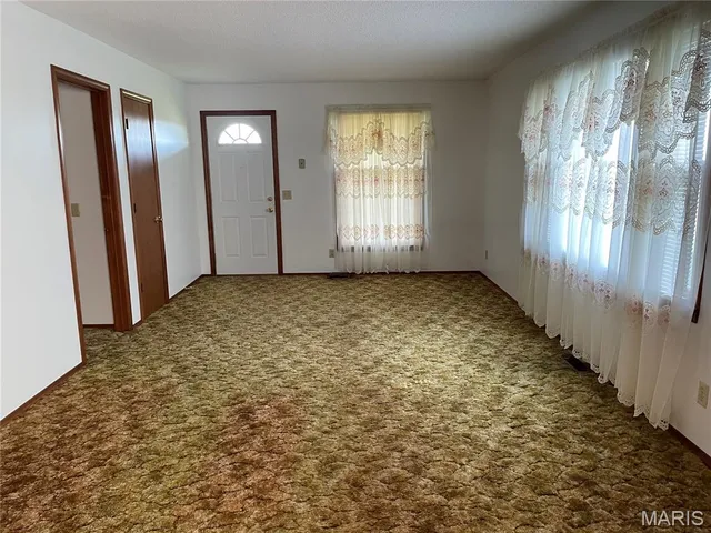 $325,000 | 20680 West Highway 32, Licking, MO 65542