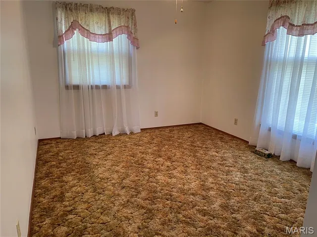 $325,000 | 20680 West Highway 32, Licking, MO 65542