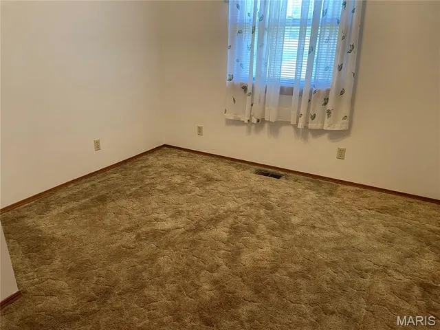 $325,000 | 20680 West Highway 32, Licking, MO 65542