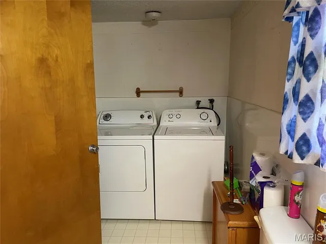 $325,000 | 20680 West Highway 32, Licking, MO 65542