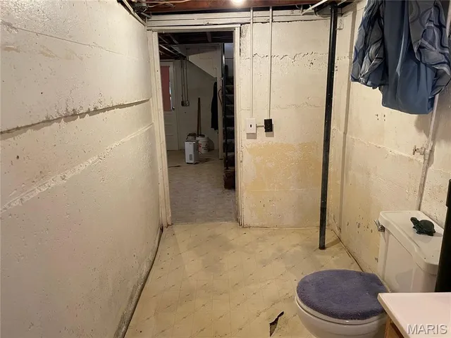 $325,000 | 20680 West Highway 32, Licking, MO 65542