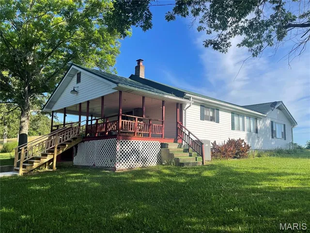 $325,000 | 20680 West Highway 32, Licking, MO 65542