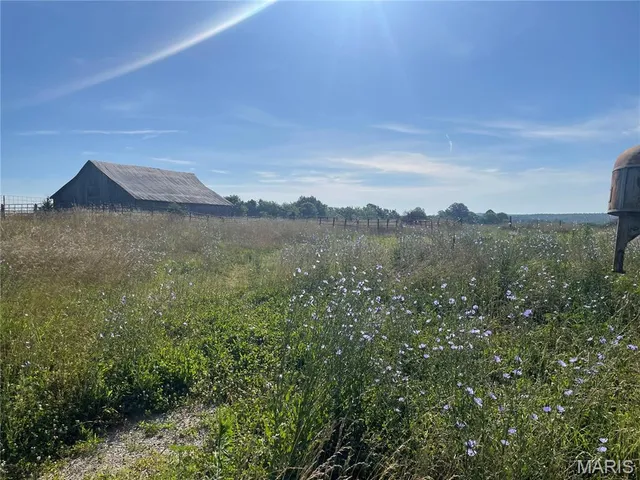 $325,000 | 20680 West Highway 32, Licking, MO 65542