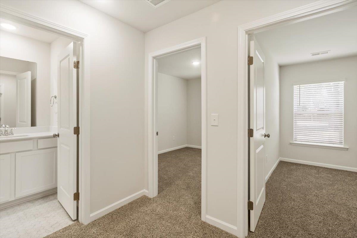 2009 Hillman Way Roebuck, SC 29376 - Photo 28 of 42 Gallery Image 28