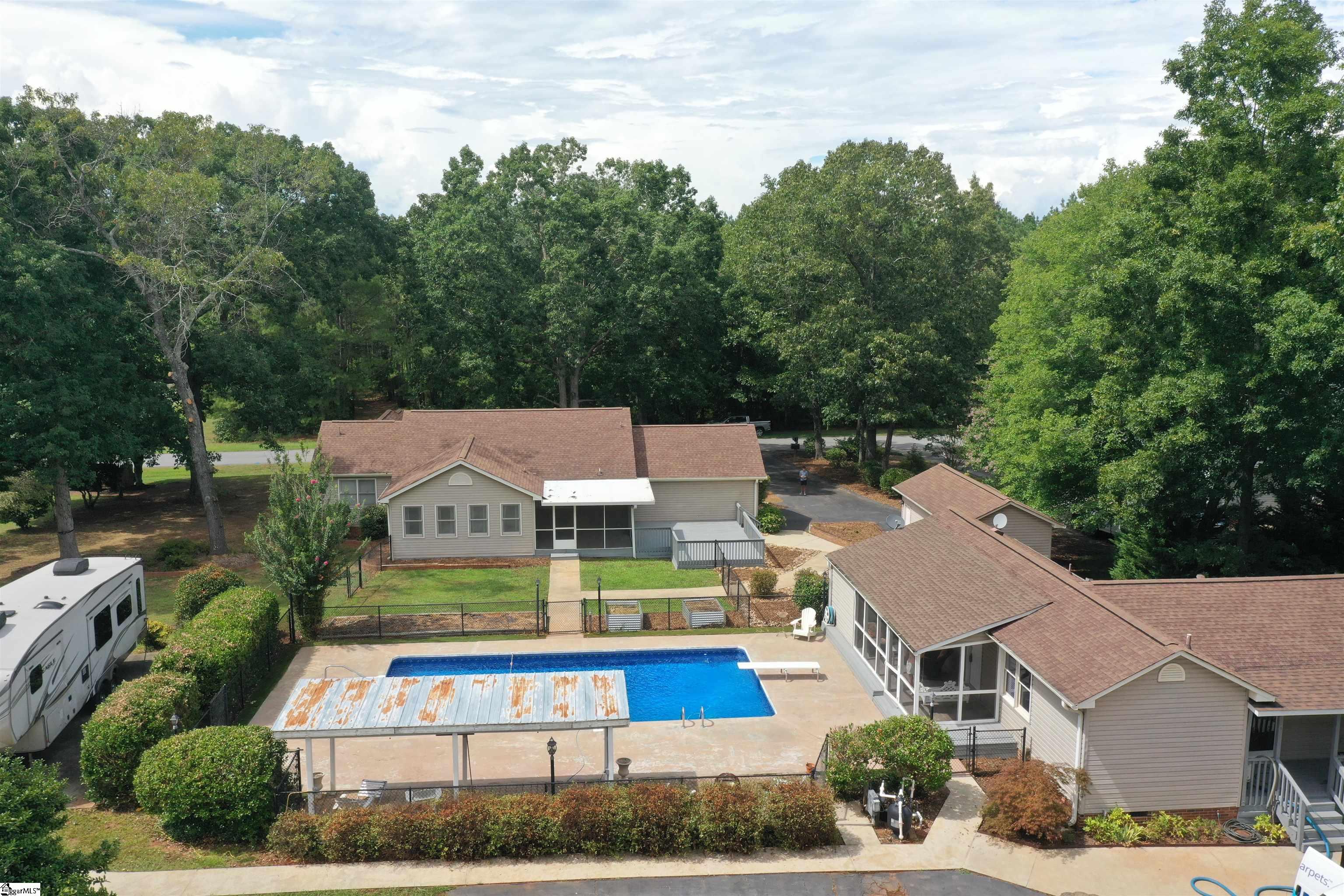 102 Hampton Road Liberty, SC 29657 - Photo 1 of 47