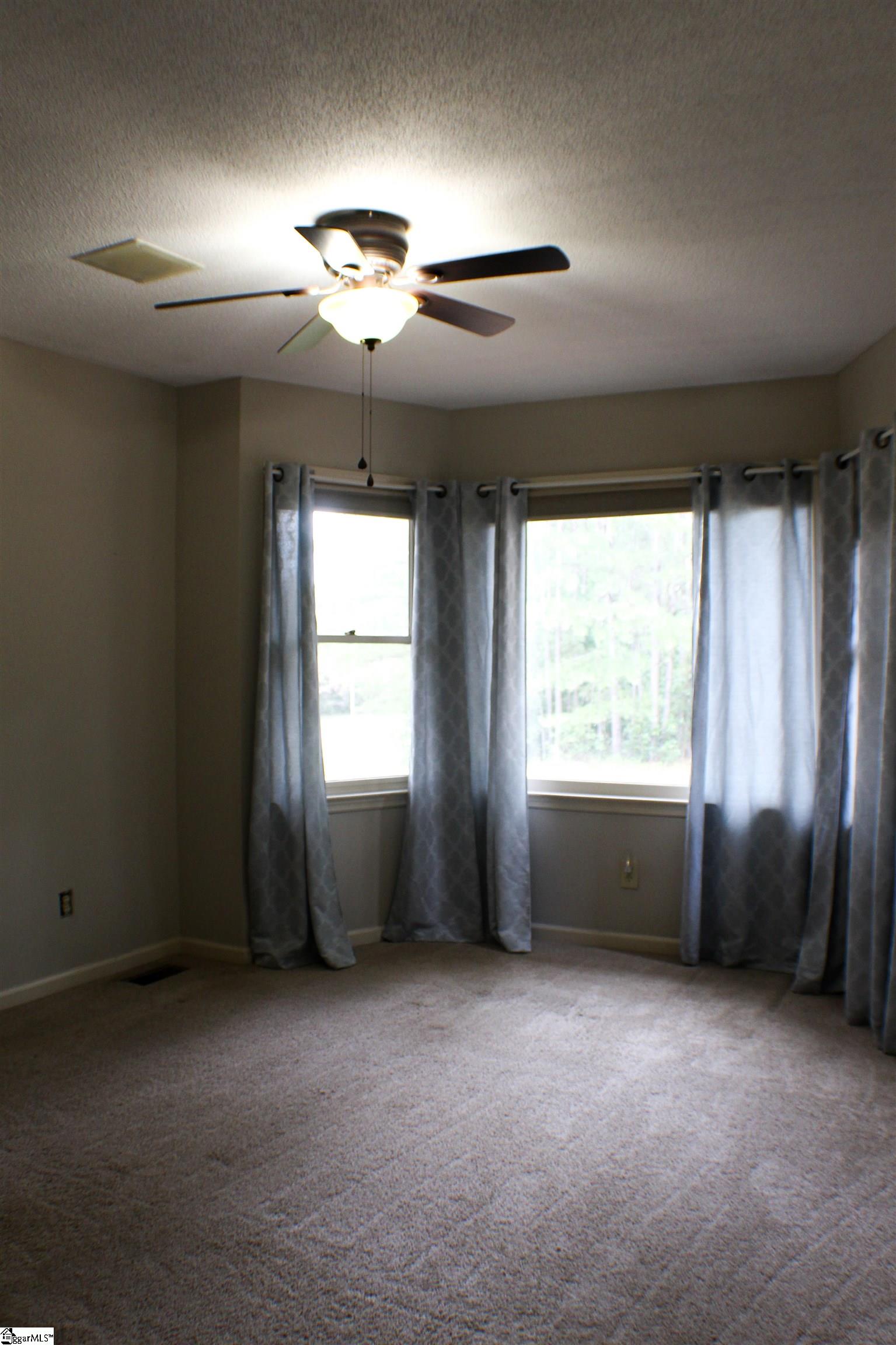 102 Hampton Road Liberty, SC 29657 - Photo 23 of 47
