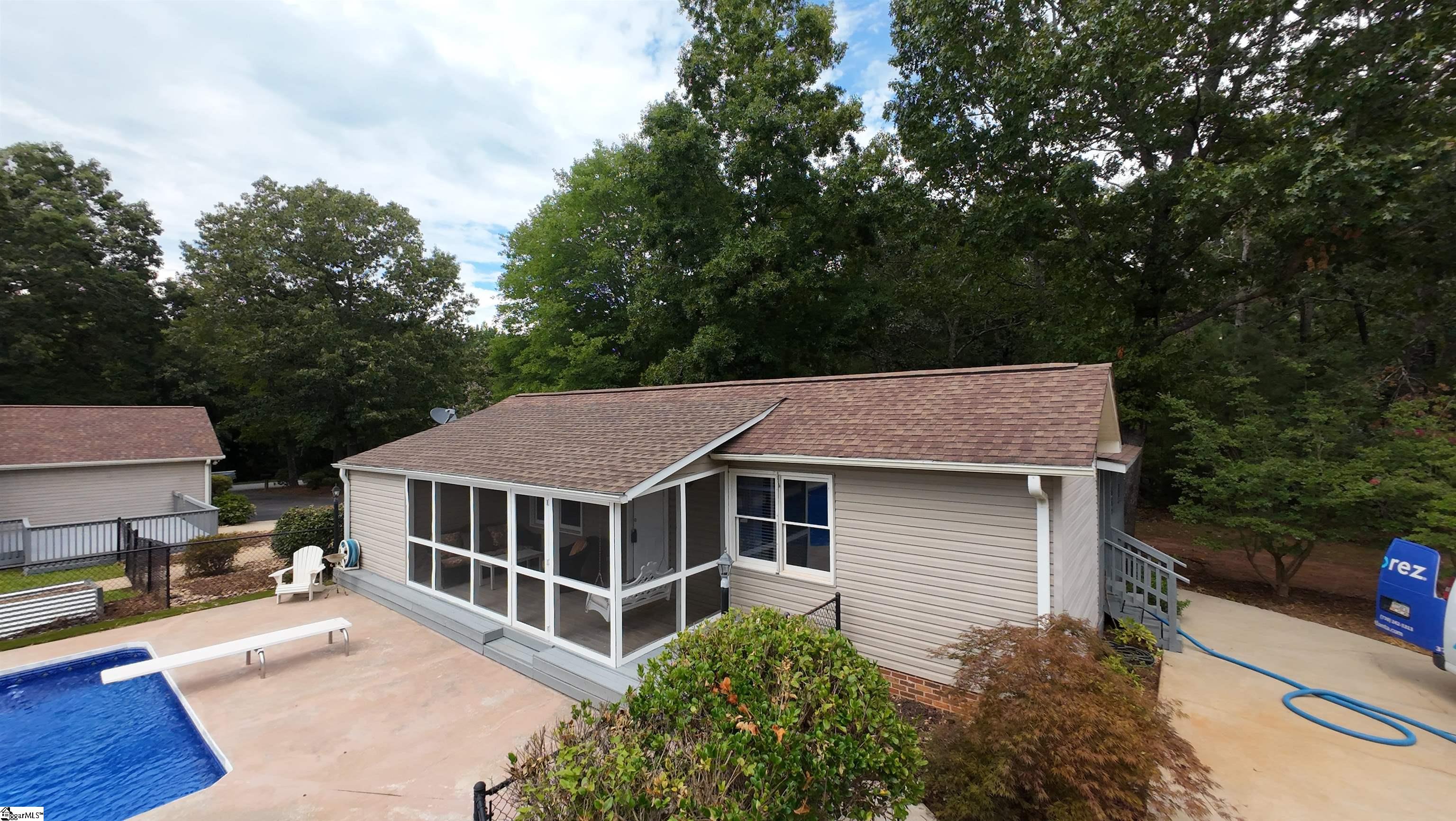 102 Hampton Road Liberty, SC 29657 - Photo 8 of 47