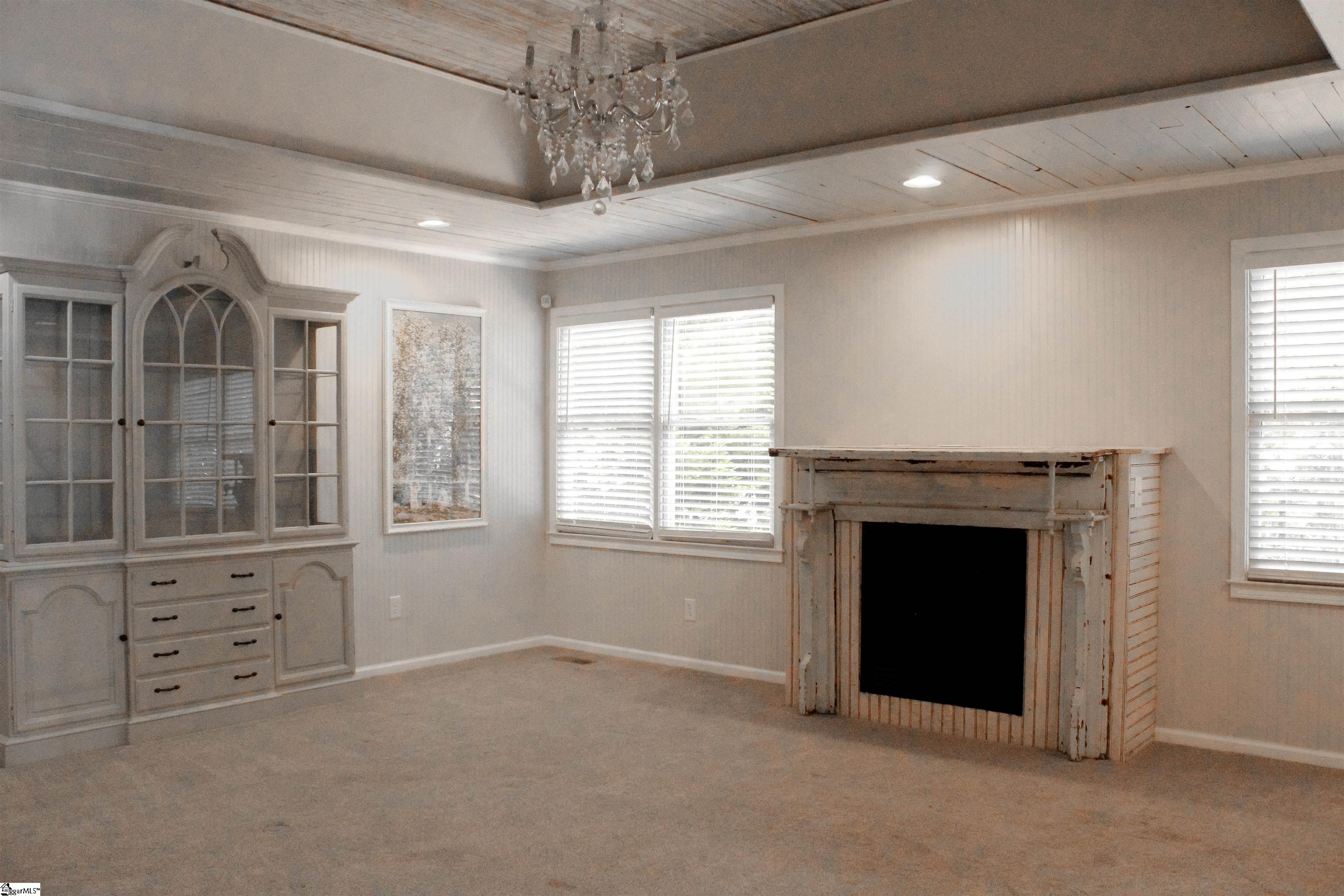102 Hampton Road Liberty, SC 29657 - Photo 10 of 47