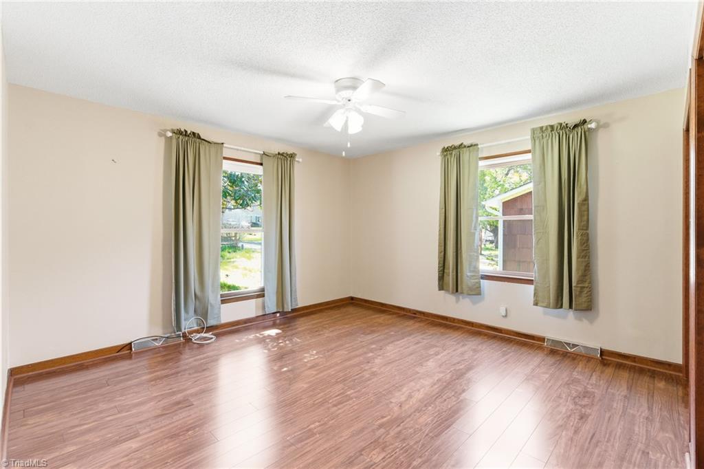 519 Riverside Drive Burlington, NC 27217 - Photo 21 of 39