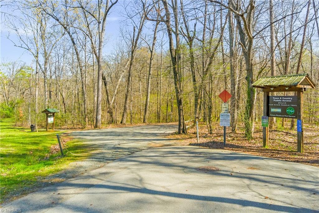 519 Riverside Drive Burlington, NC 27217 - Photo 36 of 39