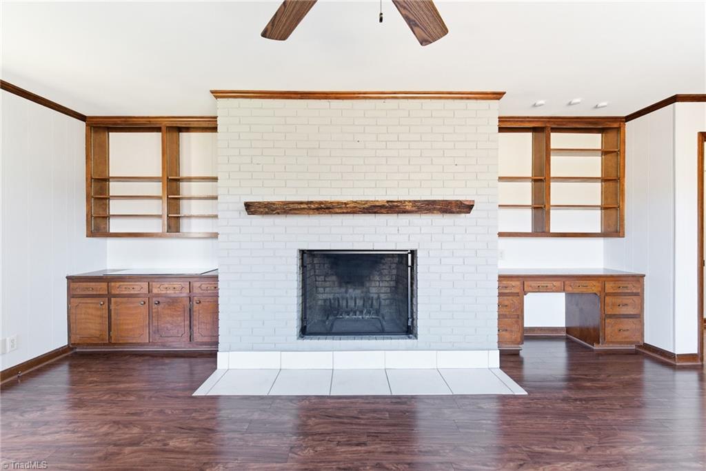 519 Riverside Drive Burlington, NC 27217 - Photo 4 of 39 Wood burning fireplace and built-ins