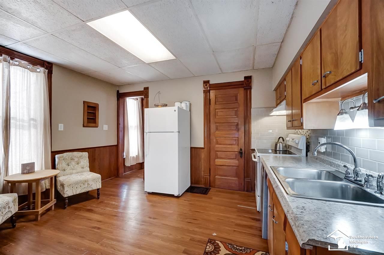 847 Laplaisance Road Monroe, MI 48161 - Photo 12 of 42 50004163-11.JPG