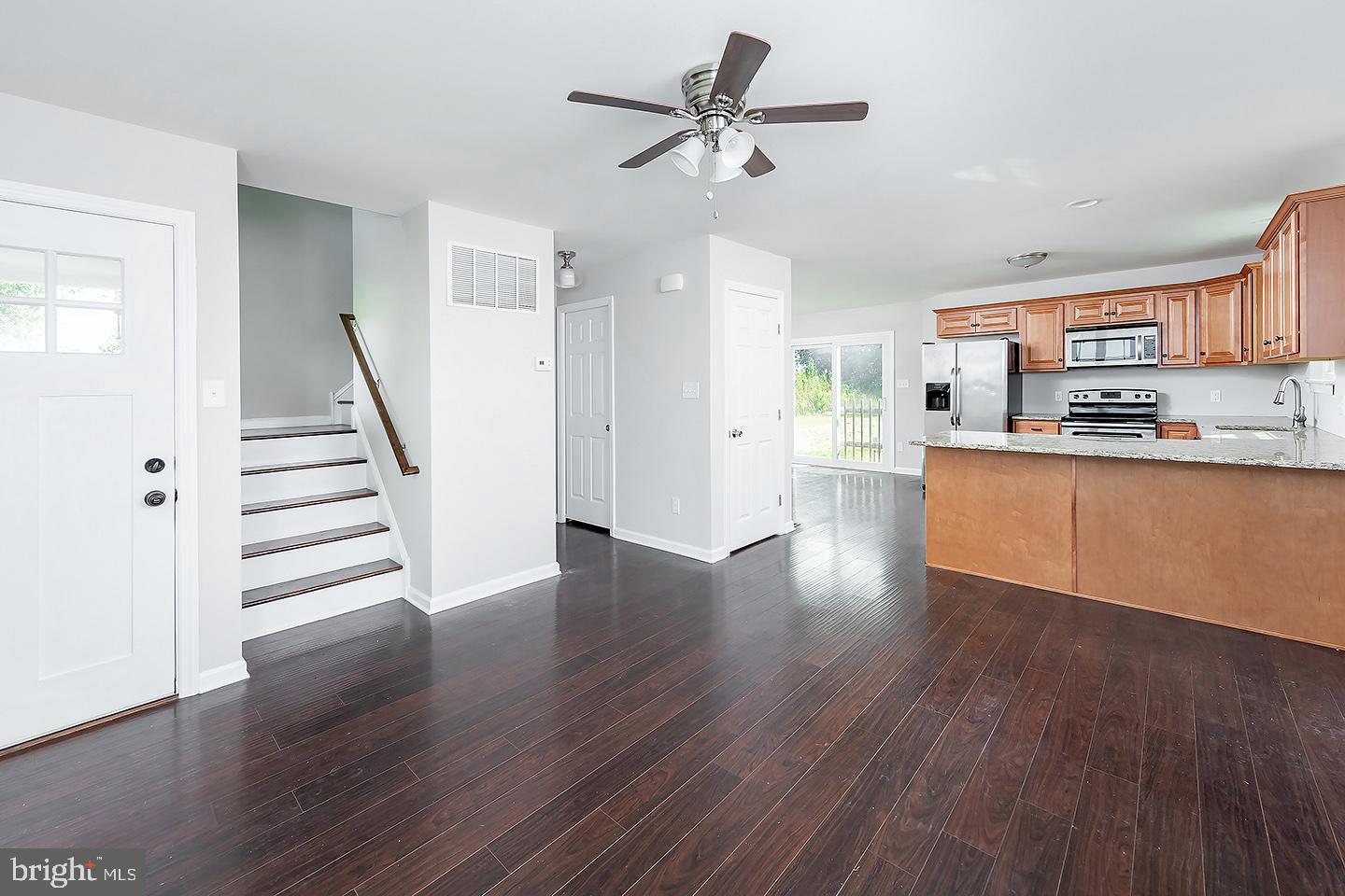 260 Swedesboro Road Pilesgrove, NJ 08098 - Photo 4 of 20 Gallery Image 4