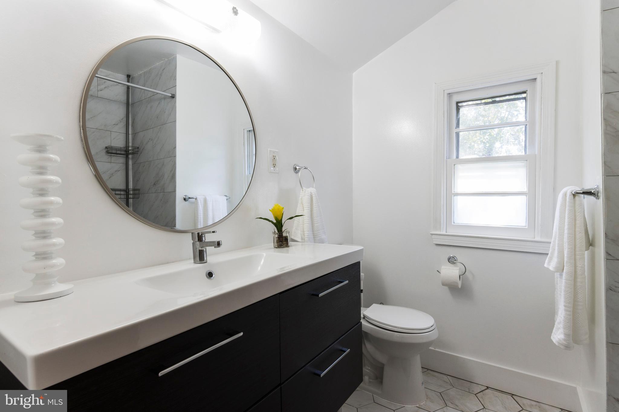 9500 Avondale Road Baltimore, MD 21234 - Photo 18 of 29 Updated full bath on upper level