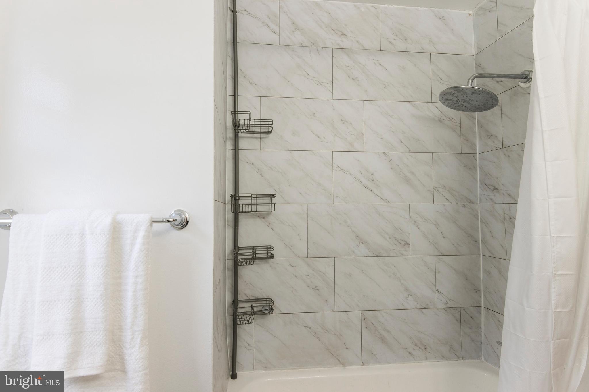 9500 Avondale Road Baltimore, MD 21234 - Photo 19 of 29 Updated shower
