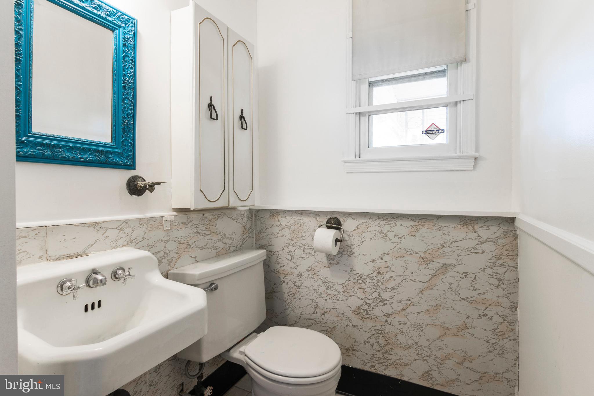 9500 Avondale Road Baltimore, MD 21234 - Photo 23 of 29 Lower level bath with standing shower
