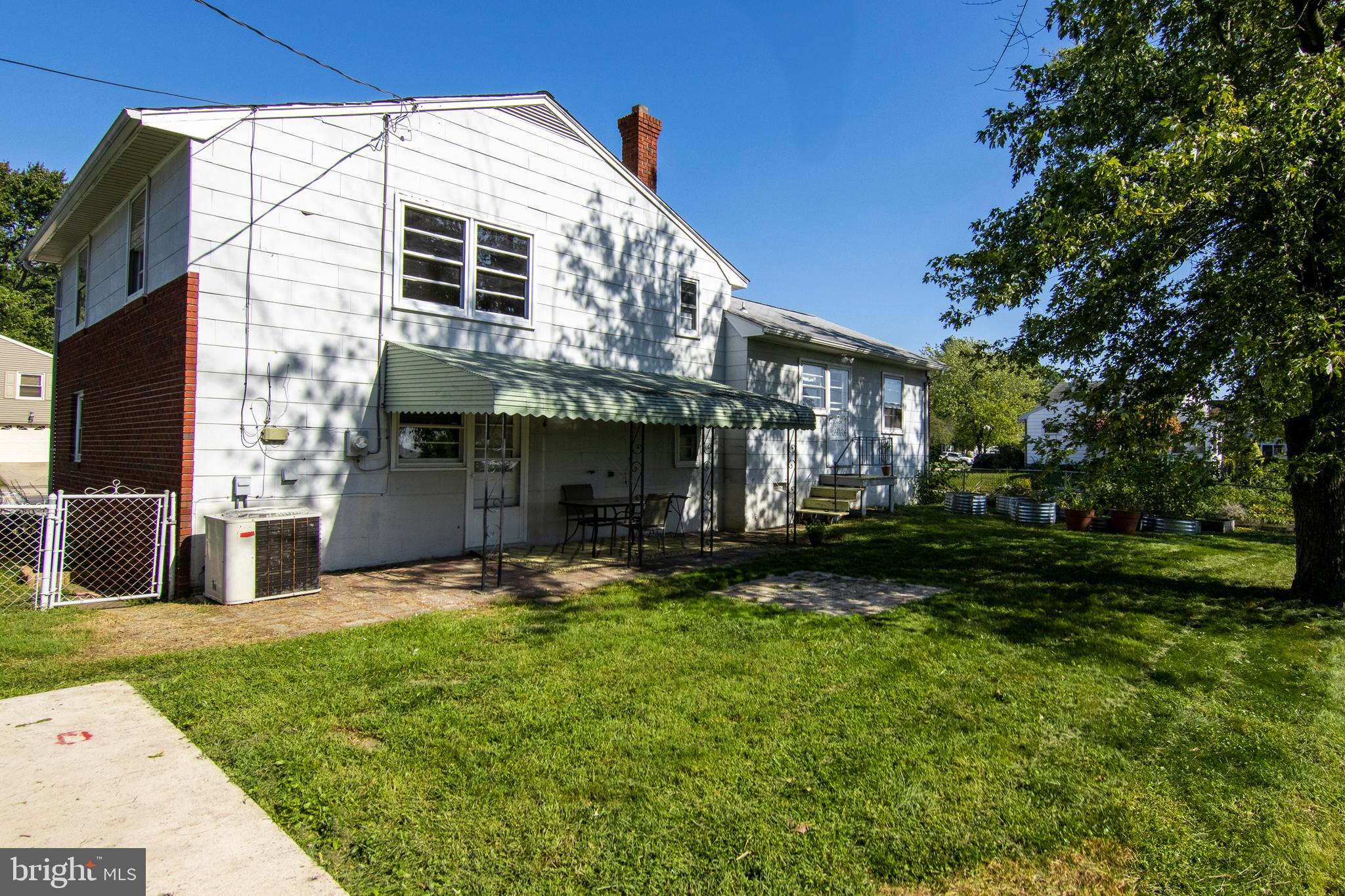 9500 Avondale Road Baltimore, MD 21234 - Photo 24 of 29 Amazing backyard!