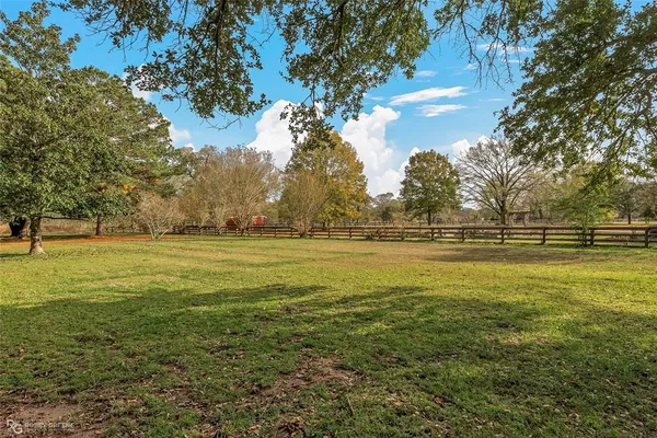 $1,900 | 5425 Modica Lott Road, Bossier City, LA 71111